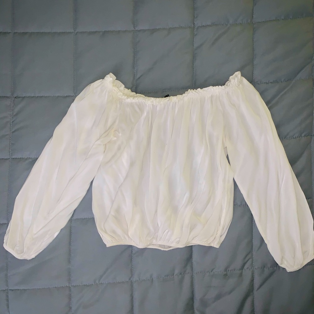 Brandy Melville Off the shoulder crop top